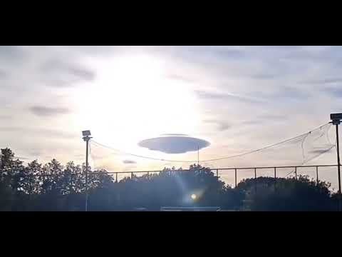 THEY ARE HERE UFO Footage Compilation 2024 Pt 36 UFO FEED   QmXqjjelAEAscfQPhi3v35B32khYdpTurg6gcWcAFFE 